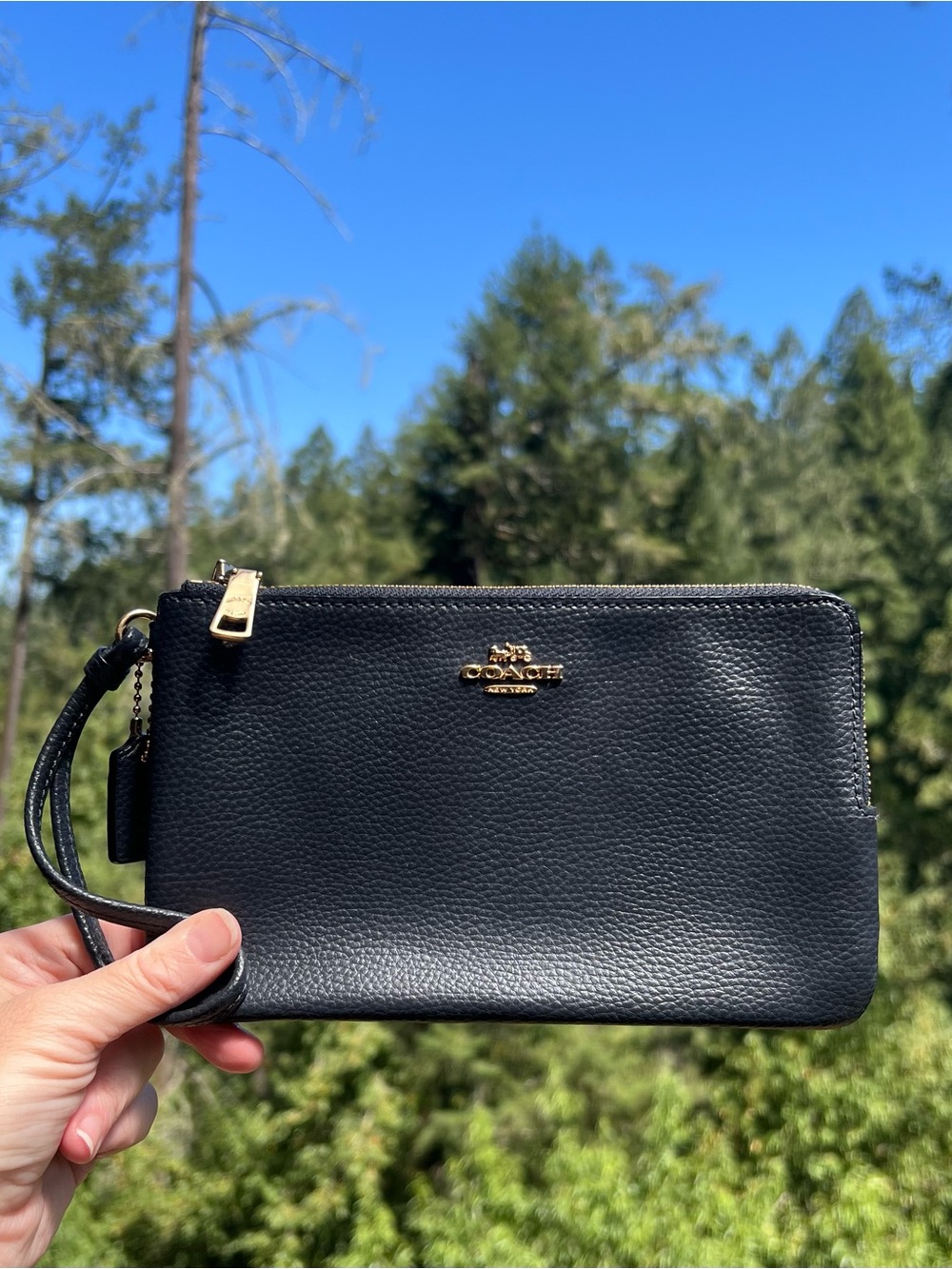COACH Double Zip Wristlet Wallet Navy Pebbled Leather w Gold Hardware AUTHENTIC